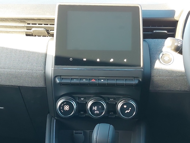 Used Renault Clio 2025 for sale - 76885345: Photo 11