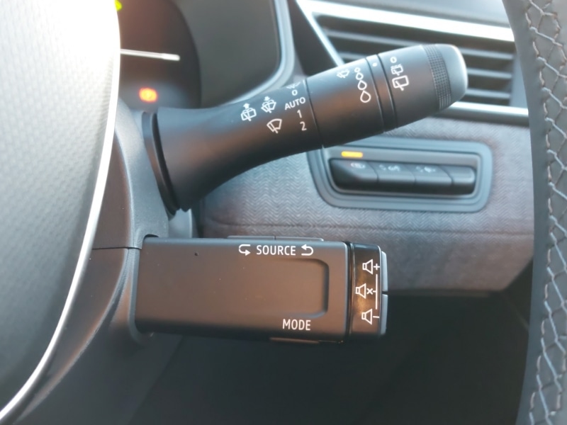 Used Renault Clio 2025 for sale - 76885345: Photo 17