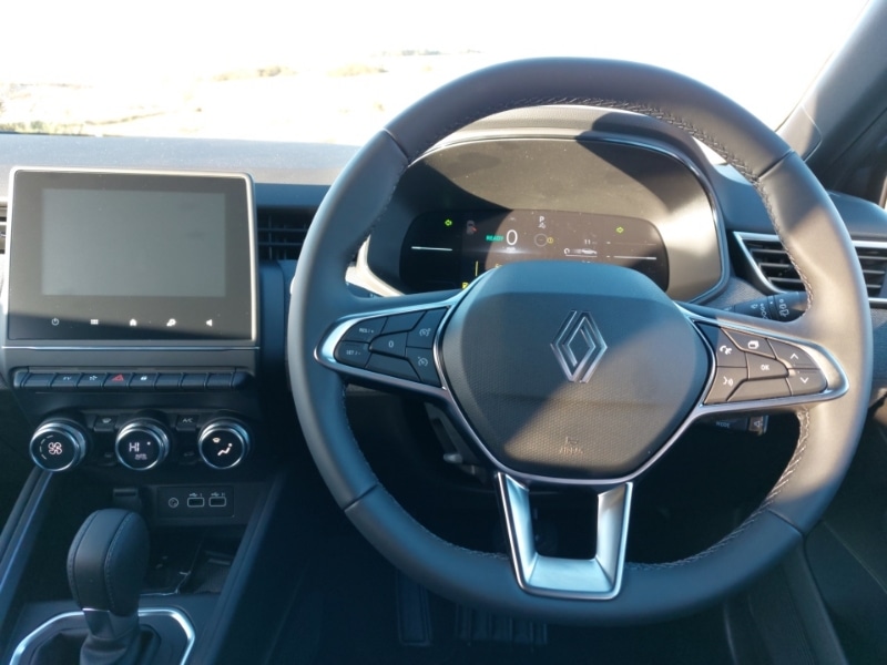 Used Renault Clio 2025 for sale - 76885345: Photo 7