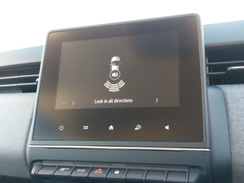 Used Renault Clio 2025 for sale - 76885347: Photo 18