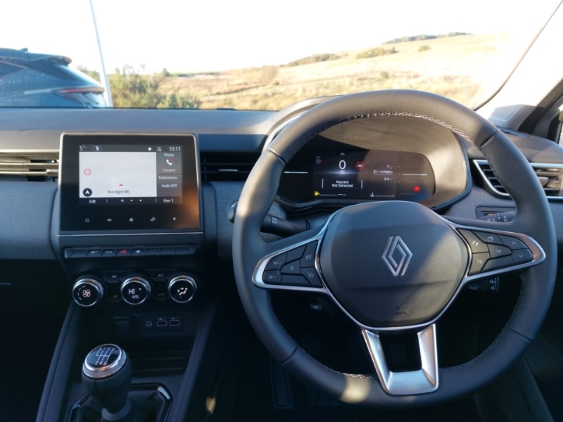 Used Renault Clio 2025 for sale - 76885347: Photo 7