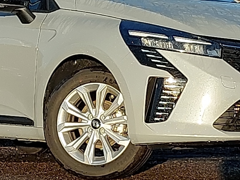 Used Renault Clio 2025 for sale - 76885347: Photo 9