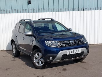 Used Dacia Duster 2019 for sale - 79704010: Photo