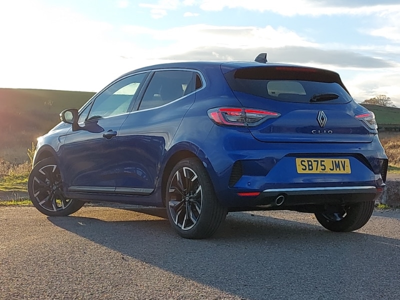 Used Renault Clio 2025 for sale - 76885352: Photo 3