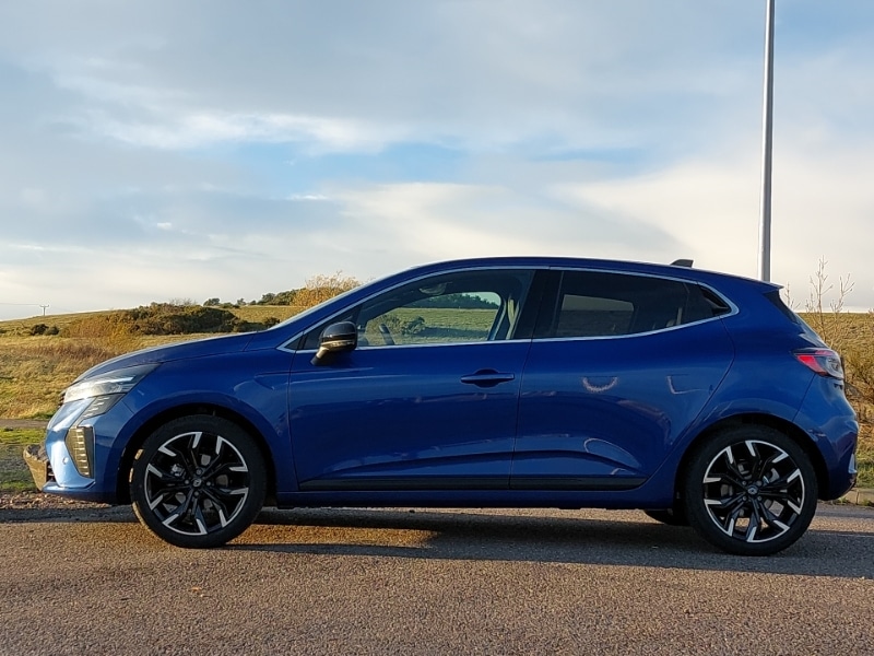 Used Renault Clio 2025 for sale - 76885352: Photo 4