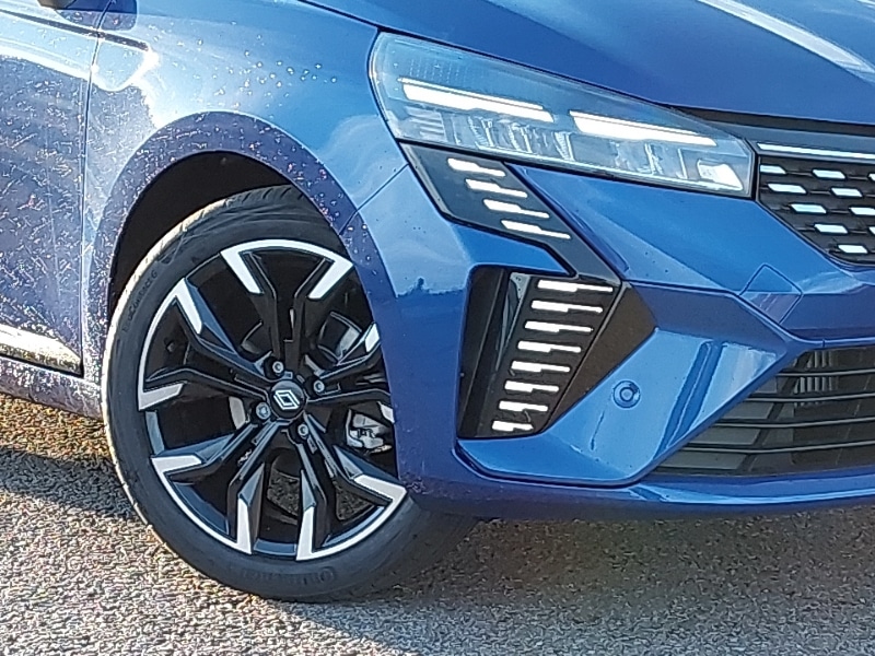 Used Renault Clio 2025 for sale - 76885352: Photo 9