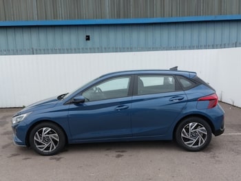 Used Hyundai i20 2024 for sale - 79474636: Photo