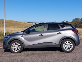 Used Renault Captur 2022 for sale - 76103564: Photo