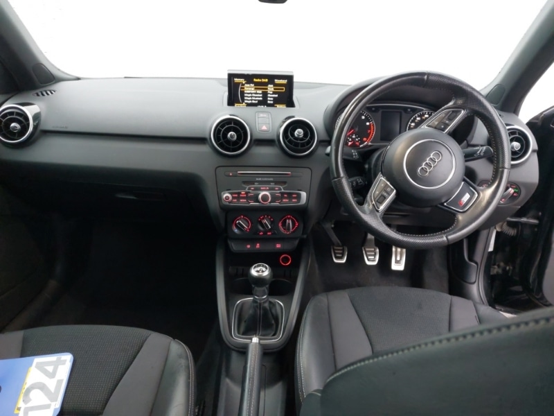 Used Audi A1 2015 for sale - 77343233: Photo 2