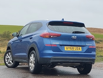 Used Hyundai TUCSON 2018 for sale - 76183430: Photo 3