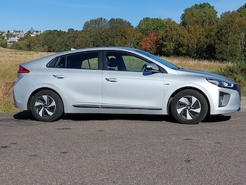 Used Hyundai IONIQ 2017 for sale - 76130143: Photo