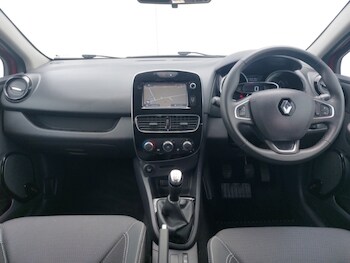 Used Renault Clio 2018 for sale - 78684085: Photo
