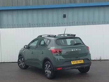 Used Dacia Sandero Stepway 2025 for sale - 79411784: Photo