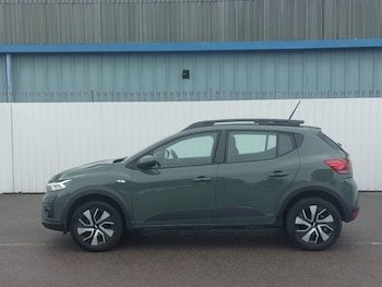 Used Dacia Sandero Stepway 2025 for sale - 79411784: Photo