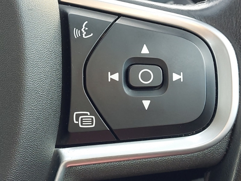 Used Volvo XC60 2019 for sale - 76741620: Photo 15