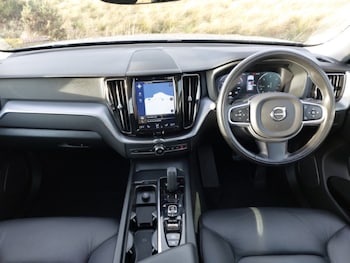 Used Volvo XC60 2019 for sale - 76741620: Photo