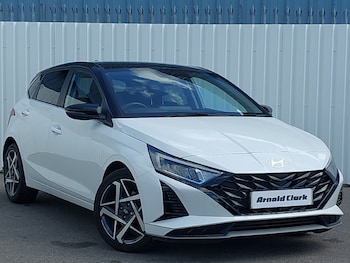 Used Hyundai i20 2024 for sale - 75952224: Photo