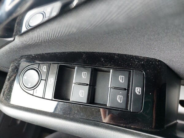 Used Mazda CX-30 2023 for sale - 74782058: Photo 12