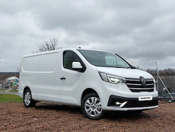 Renault Trafic feature image