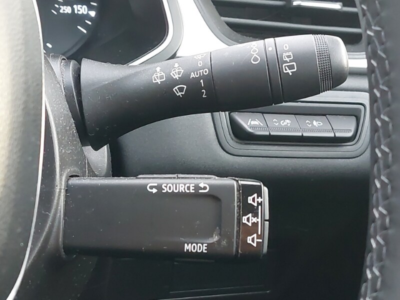 Used Renault Captur 2022 for sale - 76533218: Photo 17