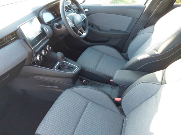 Used Renault Clio 2025 for sale - 76244264: Photo 5