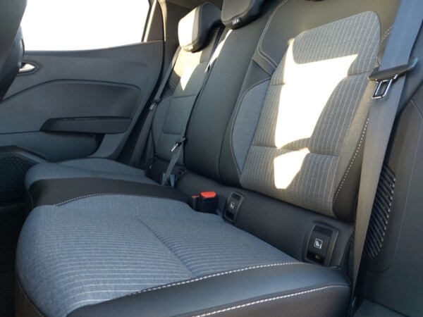Used Renault Clio 2025 for sale - 76244264: Photo 6