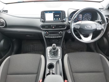 Used Hyundai KONA 2018 for sale - 76145643: Photo 2