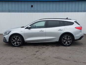 Used Ford Focus 2022 for sale - 77663986: Photo