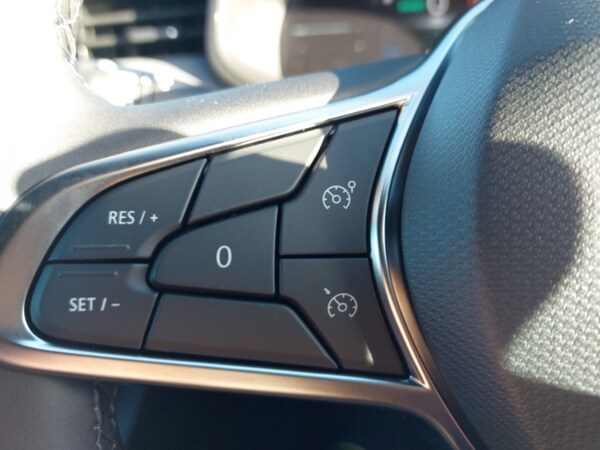 Used Renault Clio 2025 for sale - 76244356: Photo 13