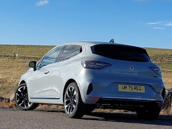 Used Renault Clio 2025 for sale - 76244356: Photo 3
