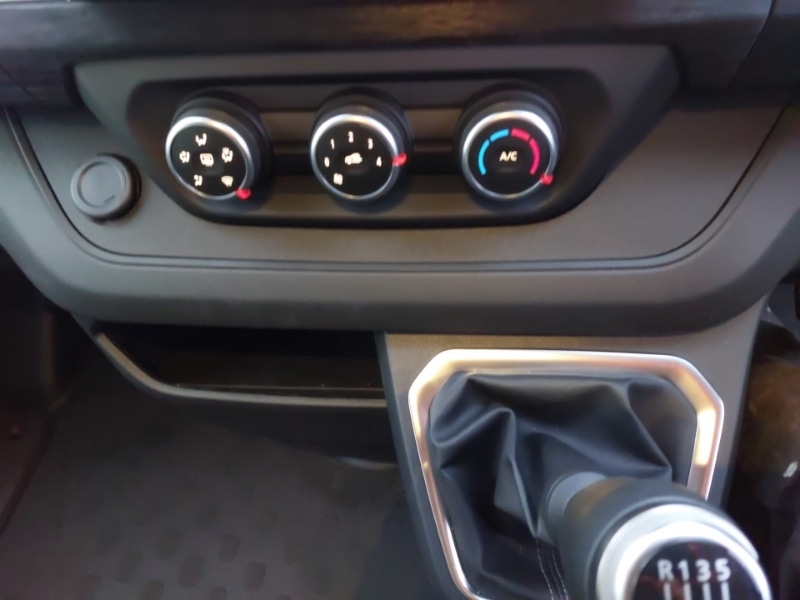 Used Renault Trafic 2025 for sale - 77357876: Photo 15