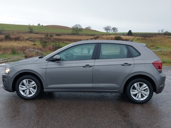 Used Volkswagen Polo 2019 for sale - 76879869: Photo
