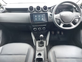 Used Dacia Duster 2023 for sale - 78885137: Photo