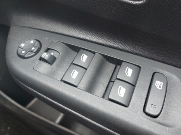 Used Vauxhall Corsa 2023 for sale - 75989113: Photo 12