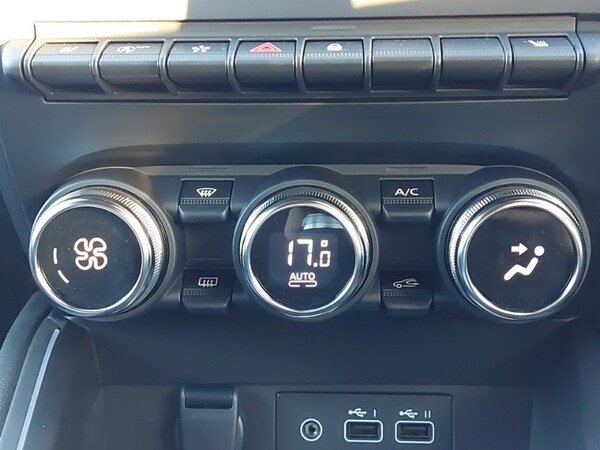 Used Renault Clio 2025 for sale - 76246449: Photo 18