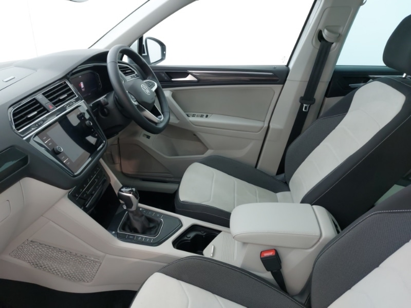 Used Volkswagen Tiguan 2023 for sale - 77105615: Photo 5