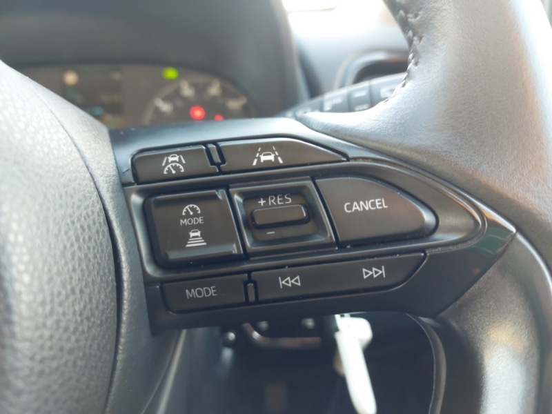 Used Toyota Yaris 2024 for sale - 76893835: Photo 15