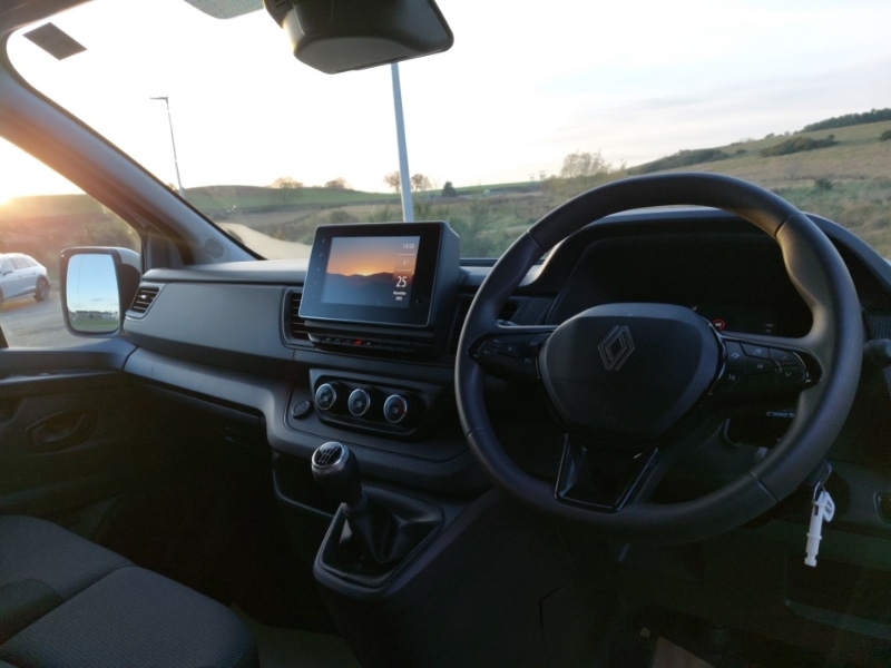 Used Renault Trafic 2024 for sale - 76721462: Photo 2