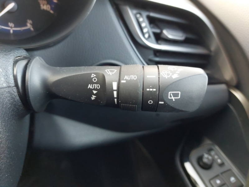 Used Toyota C-HR 2019 for sale - 77580359: Photo 15