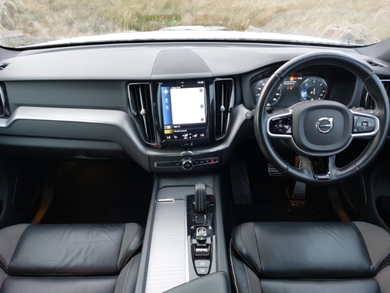 Used Volvo XC60 2020 for sale - 76721464: Photo 2