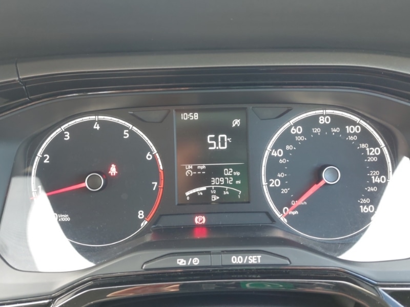 Used Volkswagen Polo 2018 for sale - 77889580: Photo 15