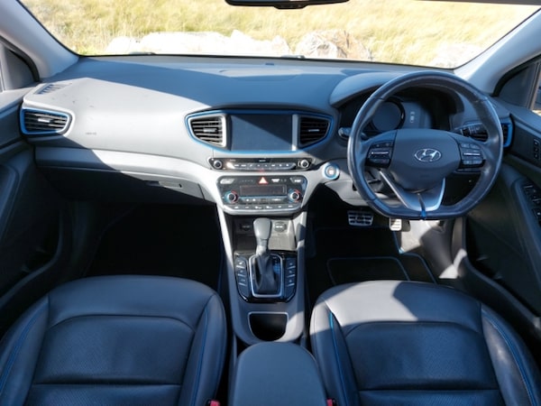 Used Hyundai IONIQ 2017 for sale - 76237985: Photo 2