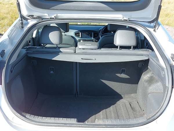 Used Hyundai IONIQ 2017 for sale - 76237985: Photo 8