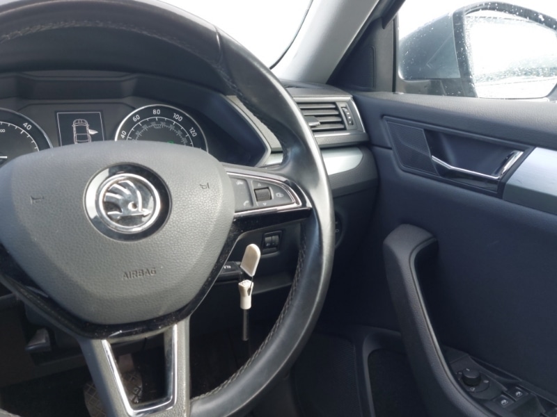Used Skoda Superb 2016 for sale - 77889568: Photo 11