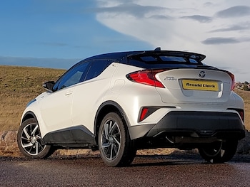 Used Toyota C-HR 2020 for sale - 76970651: Photo