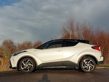 Used Toyota C-HR 2020 for sale - 76970651: Photo