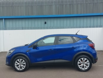Used Renault Captur 2021 for sale - 79274374: Photo
