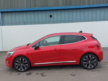 Used Renault Clio 2023 for sale - 79452321: Photo
