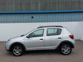 Used Dacia Sandero Stepway 2017 for sale - 79707253: Photo