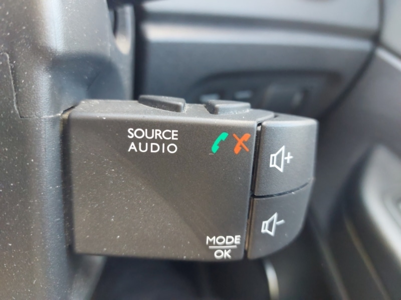 Used Renault Captur 2017 for sale - 77777328: Photo 16